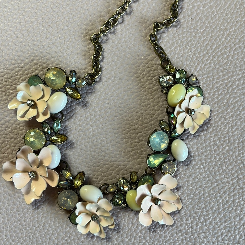 Metal and “stone” 16” flower necklace.